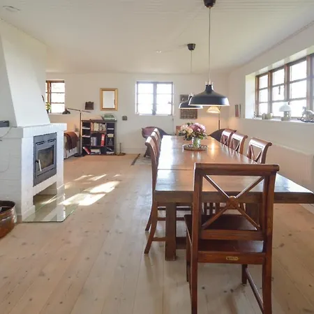 Four-bedroom Holiday In Feriehus Askeby