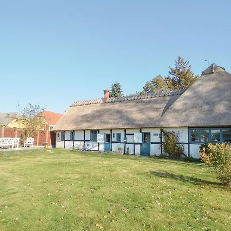 Four-bedroom Holiday In Feriehus Askeby